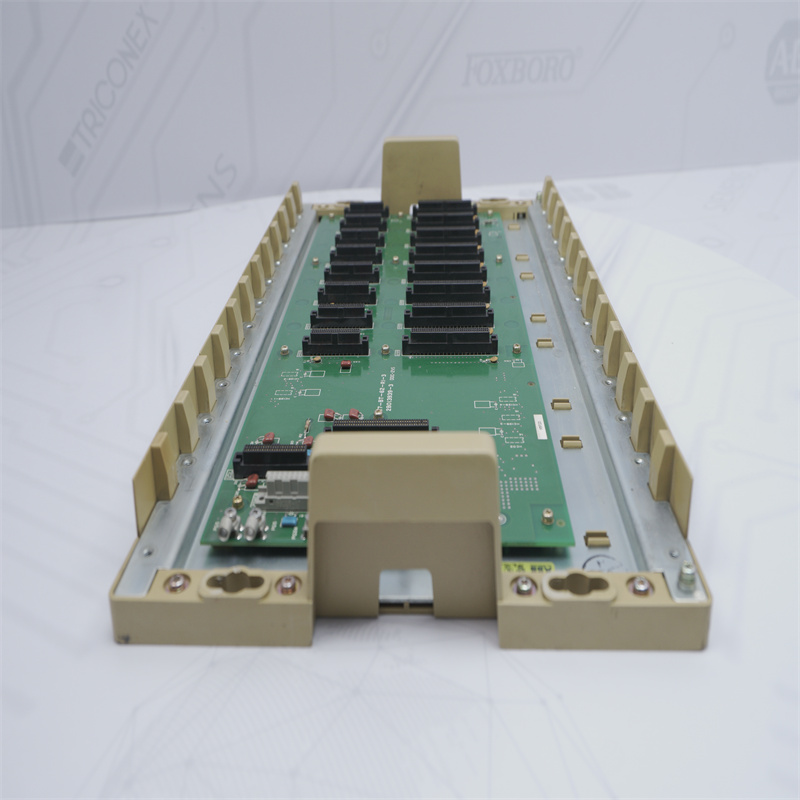 ABB 07-BT-62-RI-3 Temel Modül Rafı