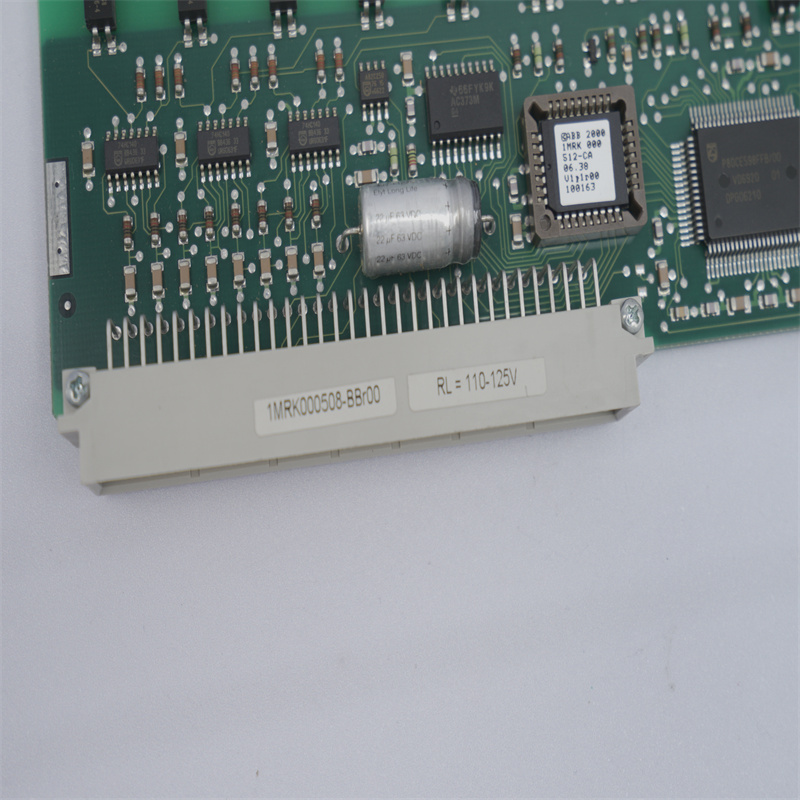 Módulo de relé ABB 1MRK000508-BBR00