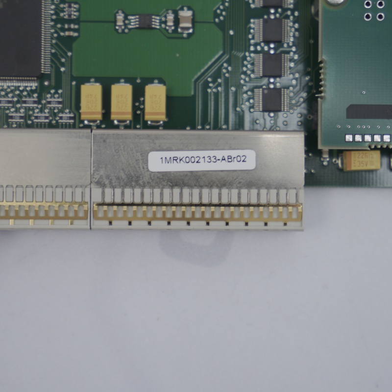 Sistema de controle DCS ABB 1MRK002133-ABr02
