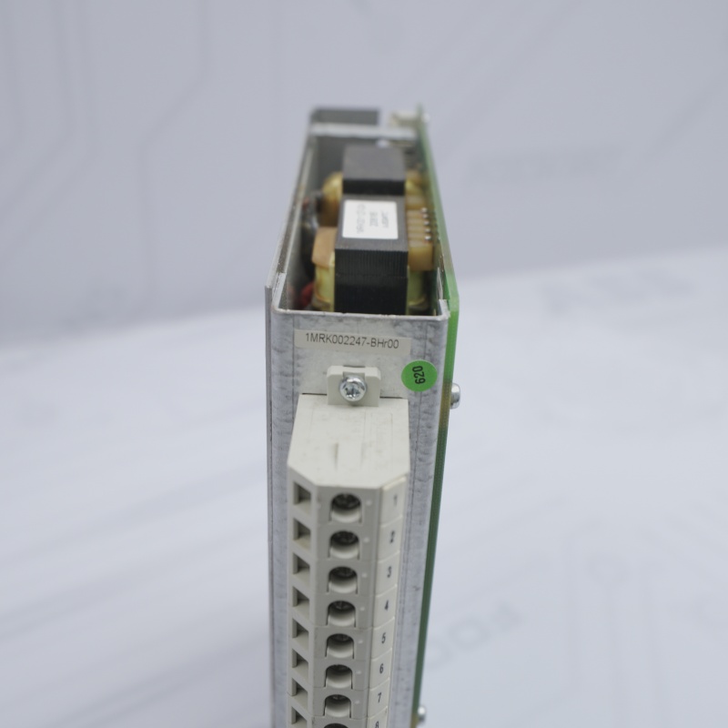 ABB 1MRK002247-BHr00 Sürücü Kontrol Kartı