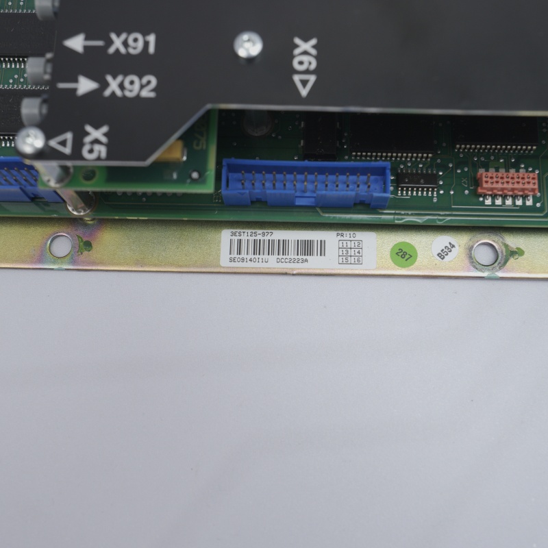 ABB DCC2223A 3EST125-977 BOMBARDIER Sürücü Kontrol Ünitesi