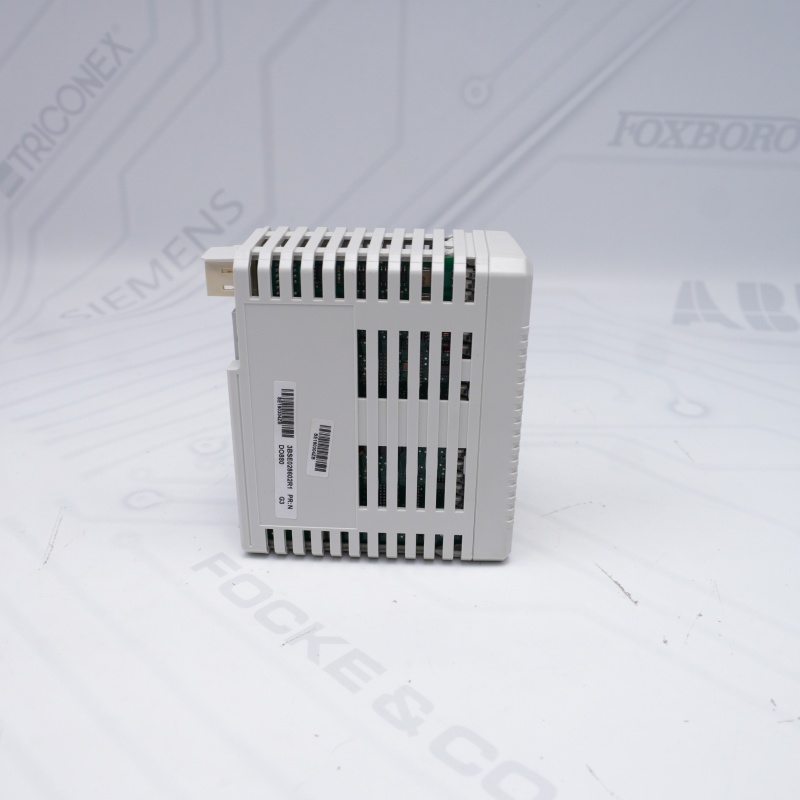 Módulo de saída digital ABB DO880 3BSE028602R1