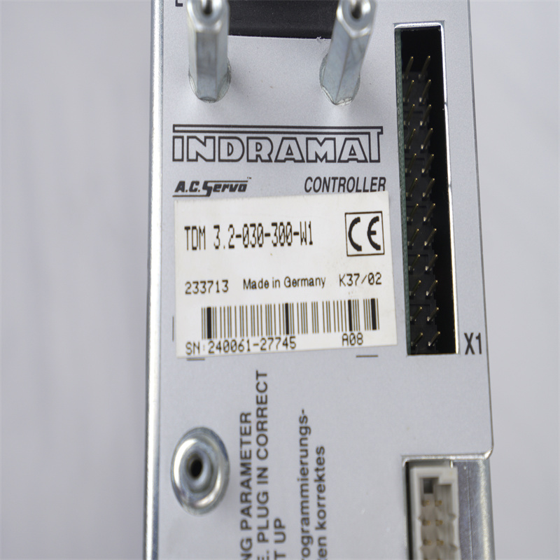 BOSCH INDRAMAT TDM3.2-030-300-W1 Servo Kontrol