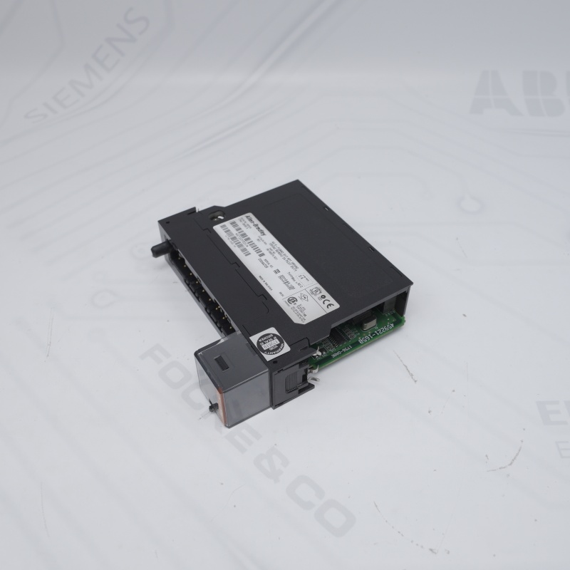 Módulo de saída com fusível CA Allen Bradley 1756-OA8E/A