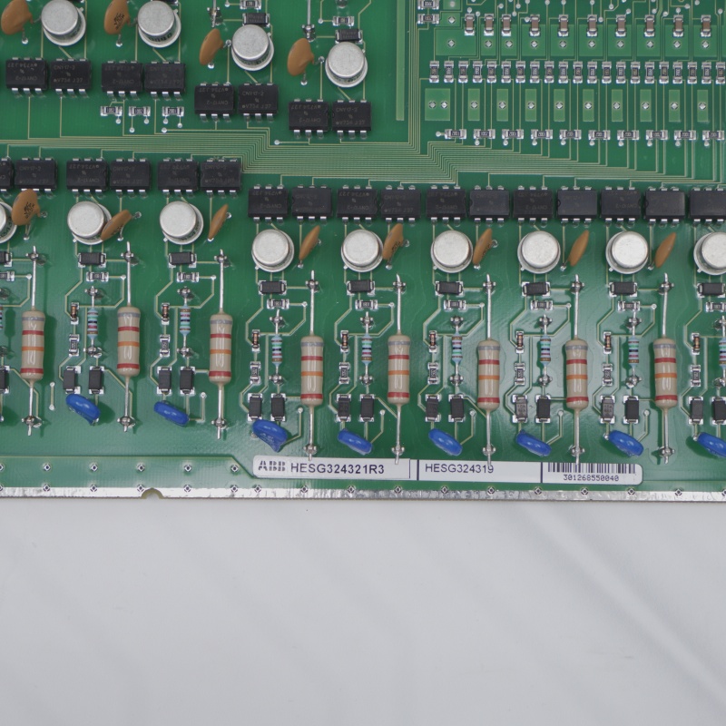 Módulo de acoplamento HESG324321R3 316DB63 ABB
