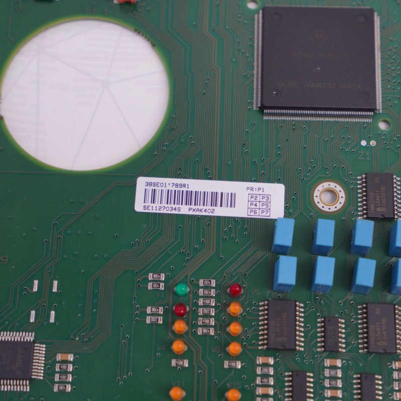 3BSE011789R1 PXAK402 Módulo de controle ABB