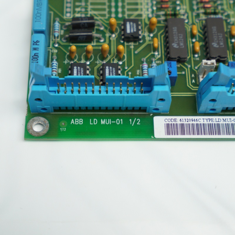 LDMUI-01 61320946 ABB Programlanabilir Kontrol Modülü