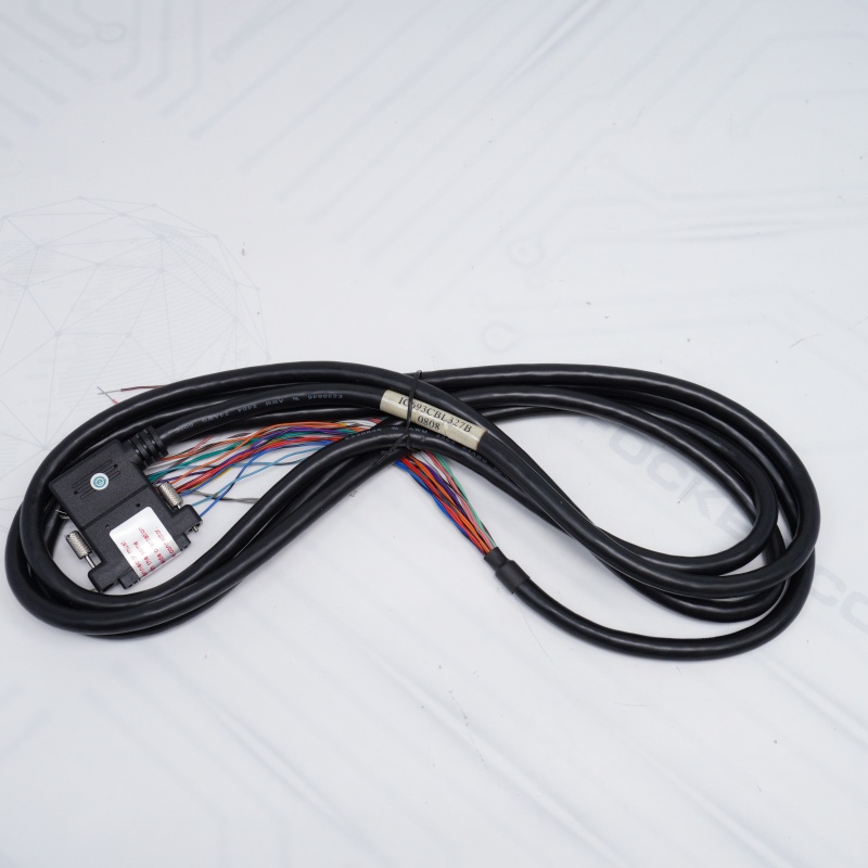 Módulo de interface de E/S GE IC693CBL327