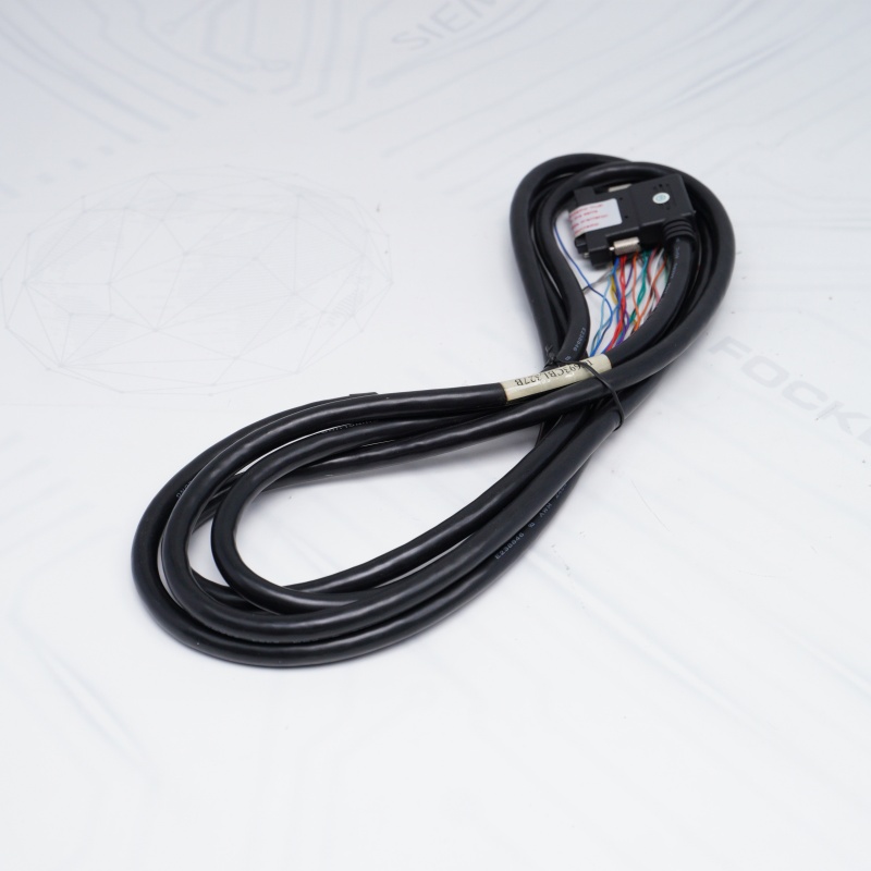 Módulo de interface de E/S GE IC693CBL327