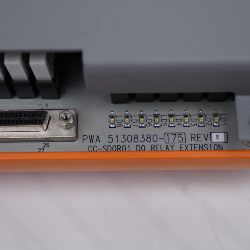 Módulo de relé de saída digital HONEYWELL CC-SDOR01 51308380-175