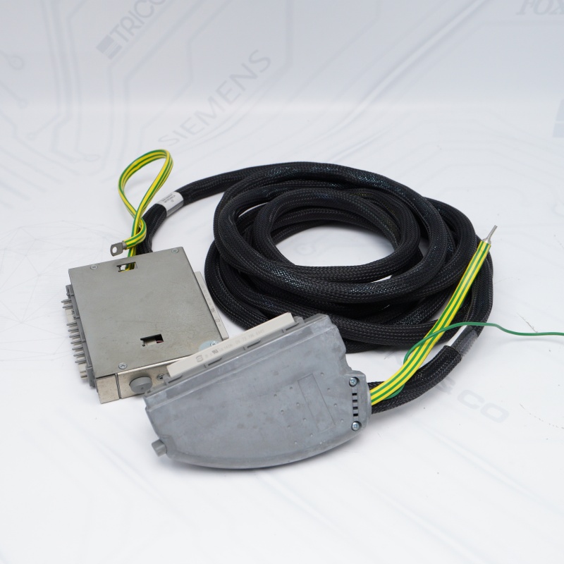 TC-501-02-4M5 ICS Triplex G/Ç SmartSlot Slot Kabloları