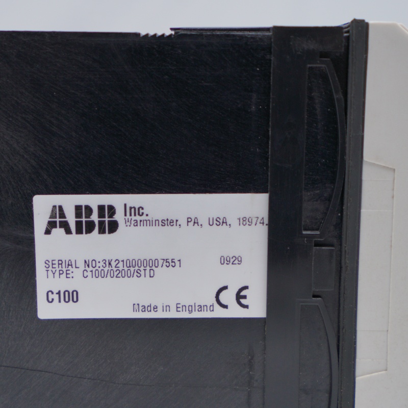 C100/0200/STD ABB Üniversal Proses Kontrol Cihazı