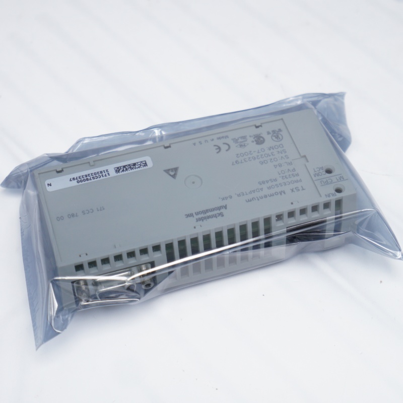 171CCS78000 Schneider İşlemci Adaptörü