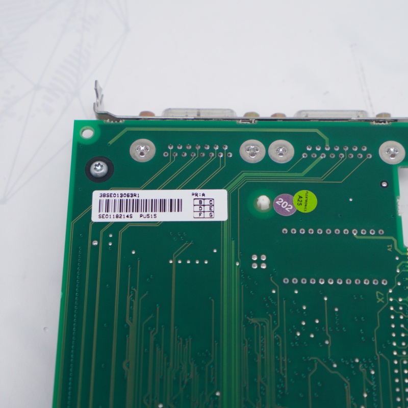 PU515 3BSE013063R1 ABB Gerçek Zamanlı Hızlandırıcı Modülü
