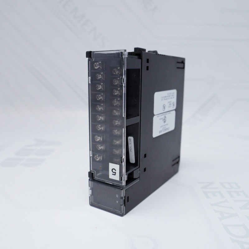 IC693MDL330E GE Çıkış Modülü