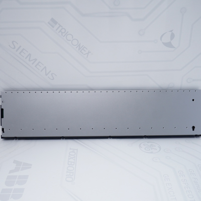 IC695CHS016-DA GE 16 Yuvalı Evrensel Arka Panel