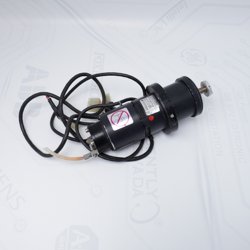 USAHEM-01-TL31 YASKAWA AC SERVO MOTOR