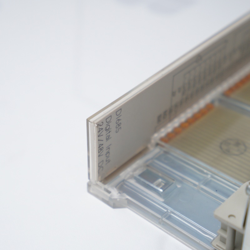 DI685 3BSE0116I3R1 ABB Dijital Giriş Modülü