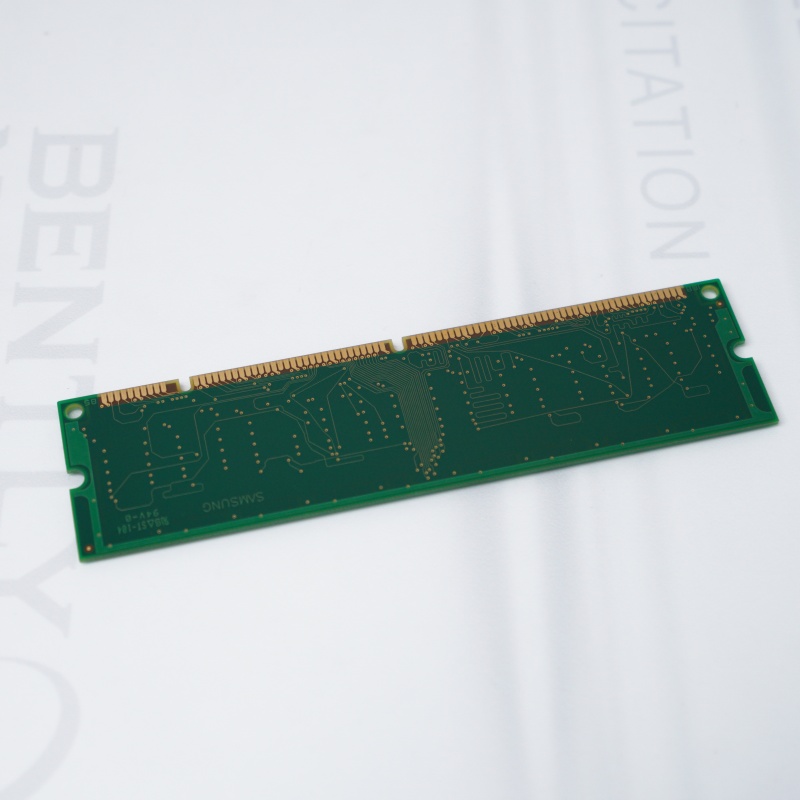 PC133U-333-542 SAMSUNG Bellek Kartı