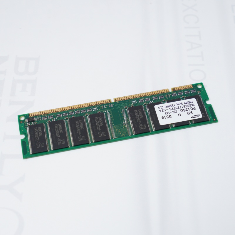 PC133U-333-542 SAMSUNG Bellek Kartı