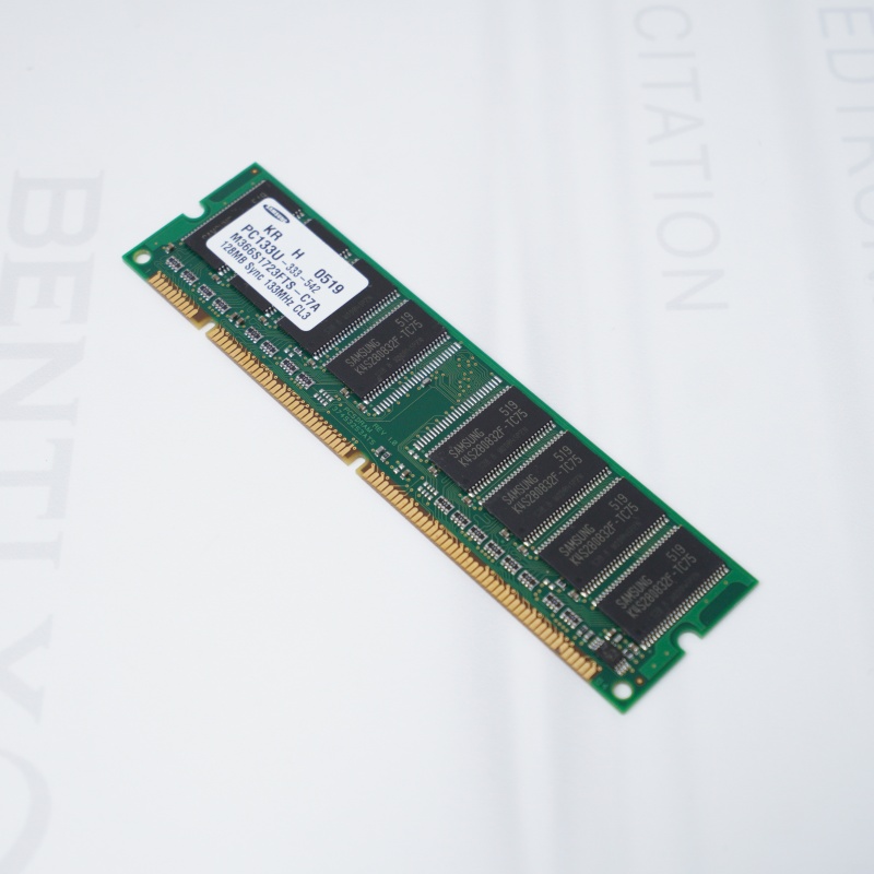 PC133U-333-542 SAMSUNG Bellek Kartı