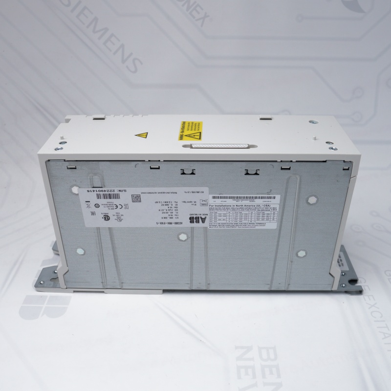 ACS880-M04-014A-5 ABB Makine Sürücüsü
