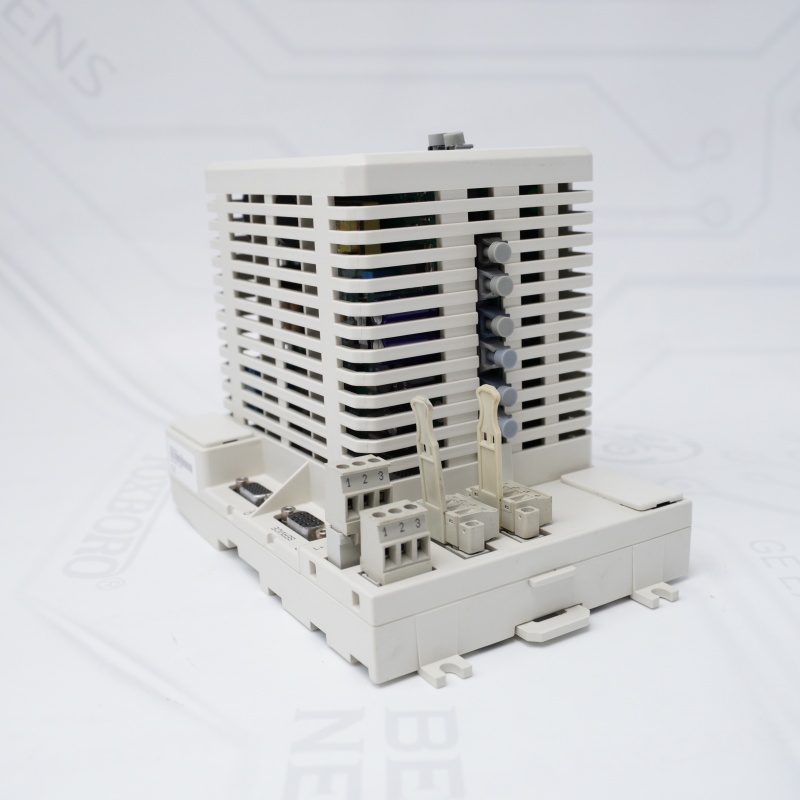 PM825 3BSE010796R1 ABB Kontrol Modülü