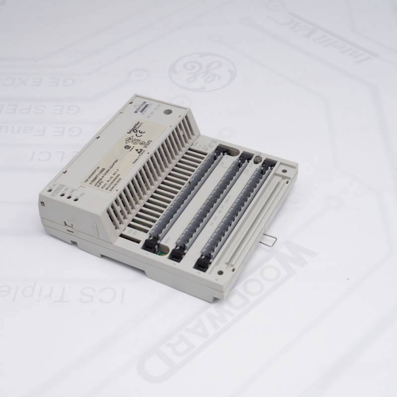 170INT11003 SCHNEIDER Interbus iletişim adaptörü