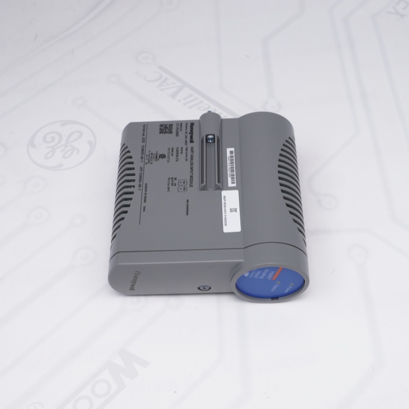 Honeywell CC-PAIH02 51405038-376 Analog Input and Output Module