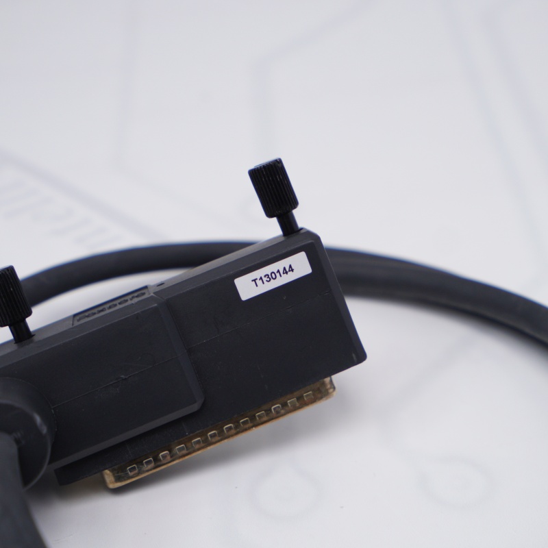 FOXBORO RH916DB Kablo Tertibatı