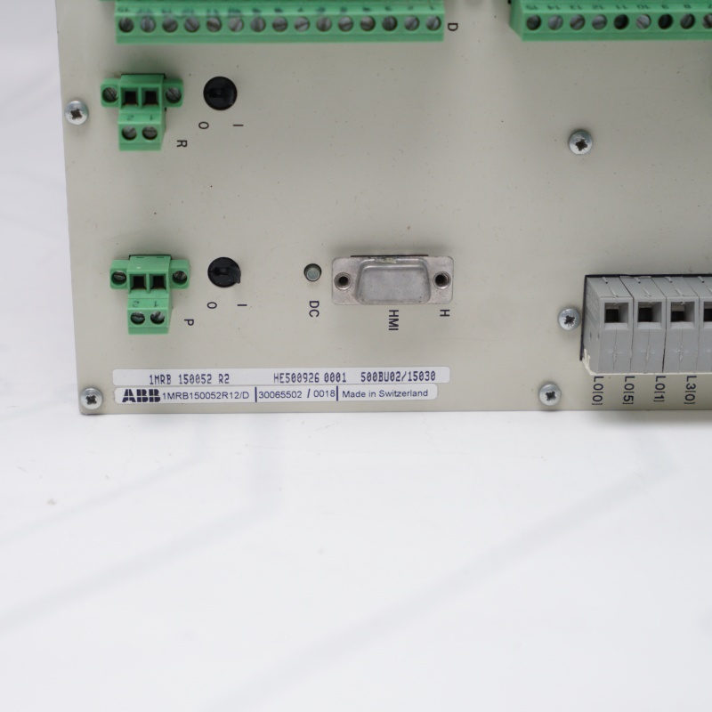 ABB REB500 1MRB150052R12/D 1MRB150052R2 HE5009260001 500BU02/15030 Dağıtılmış Bara Koruma Modülü