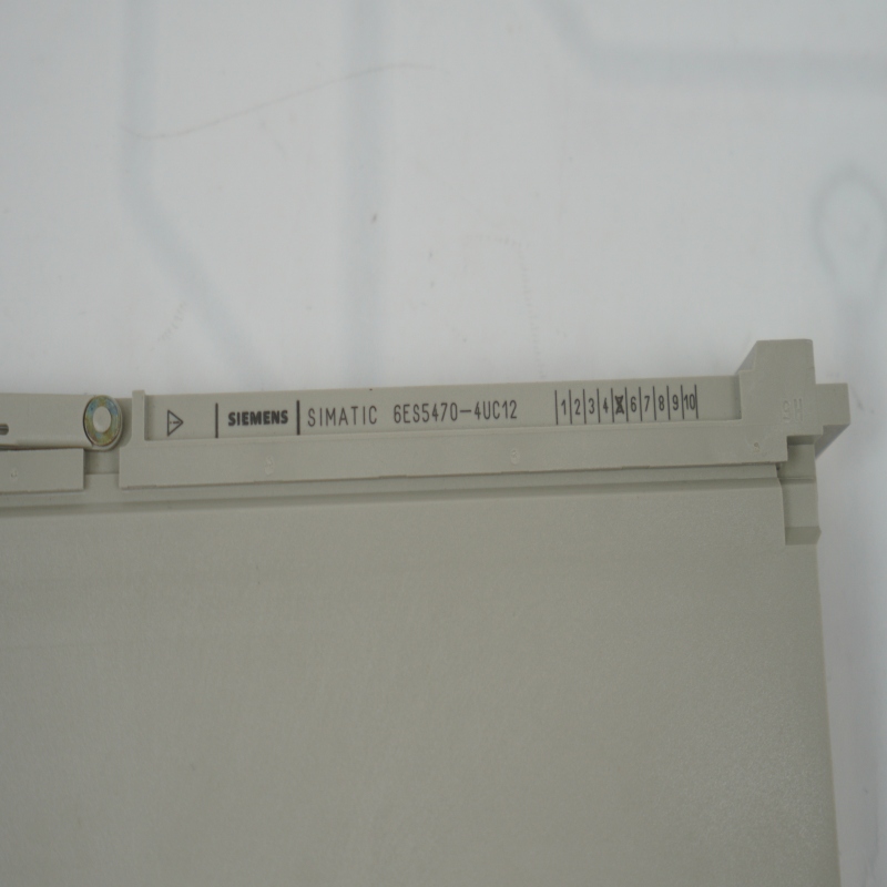 Mô-đun đầu ra tương tự SIEMENS 6ES5470-4UC12
