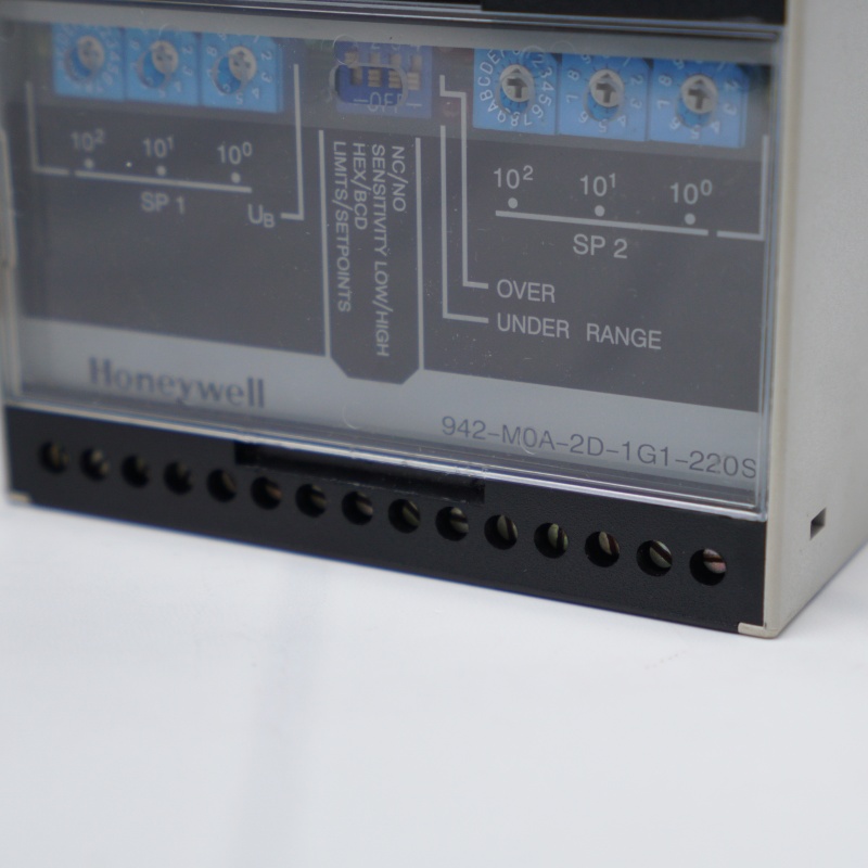 942-M0A-2D-1G1-220S Honeywell Separate control box