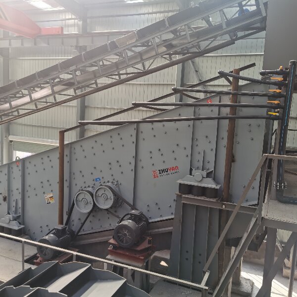 Crushing and screening