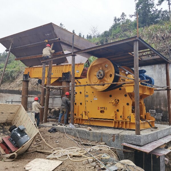 Crushing and screening
