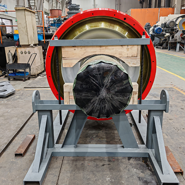 Spindle Cone Assembly for CH870 Single Cylinder Cone Crusher