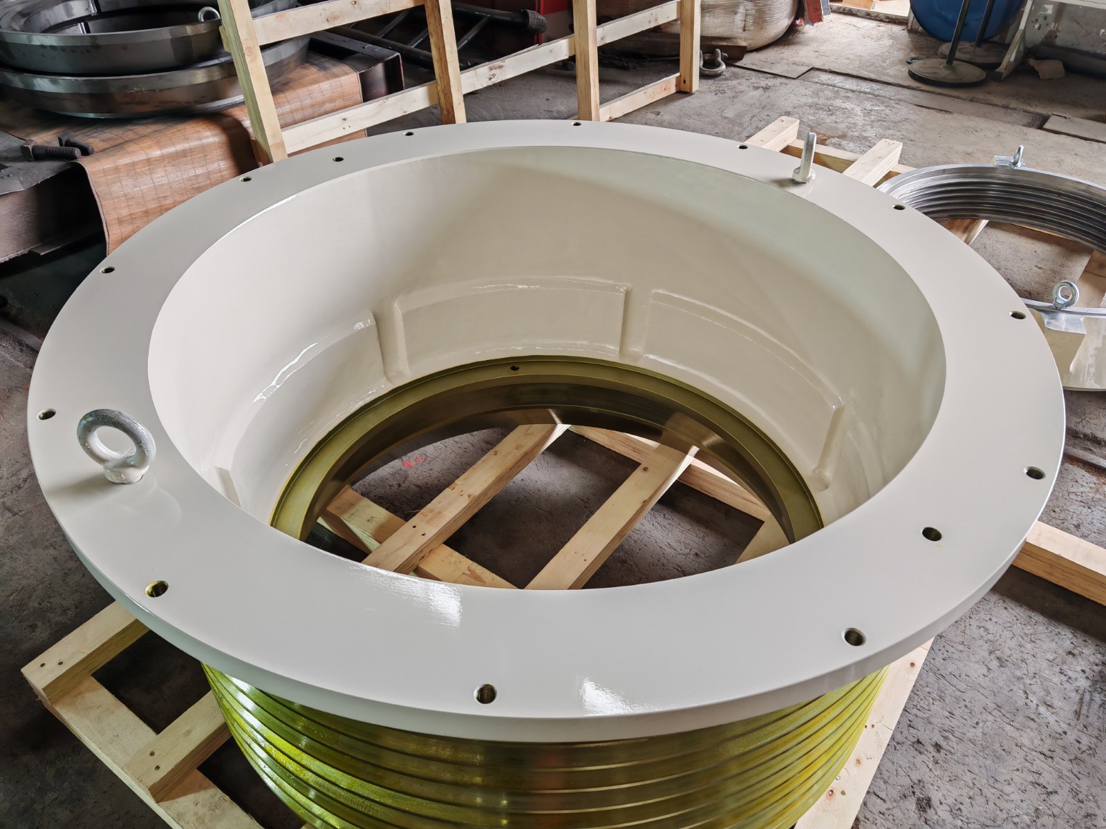 multi cylinder hydraulic cone crusher
