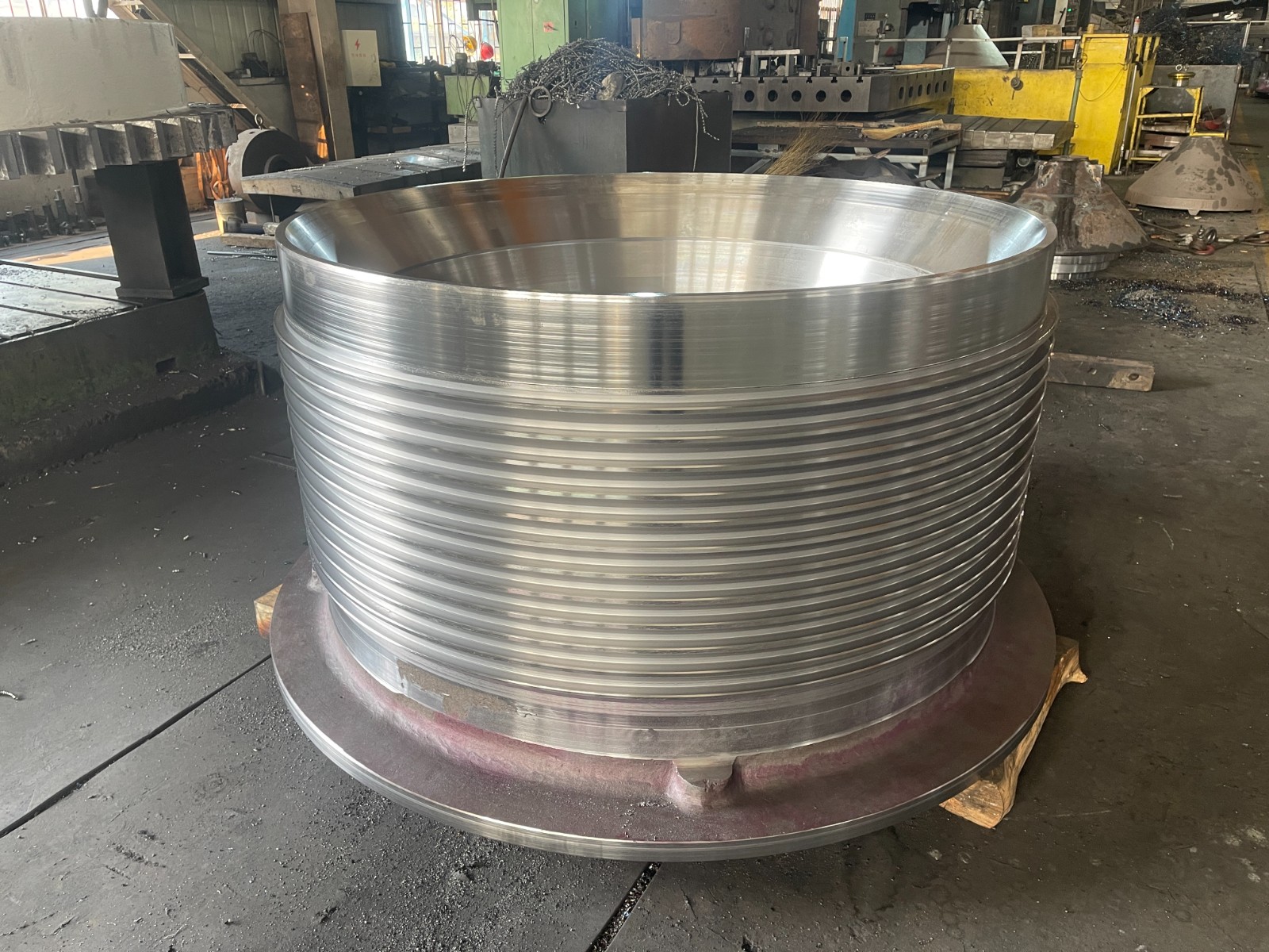 multi cylinder hydraulic cone crusher