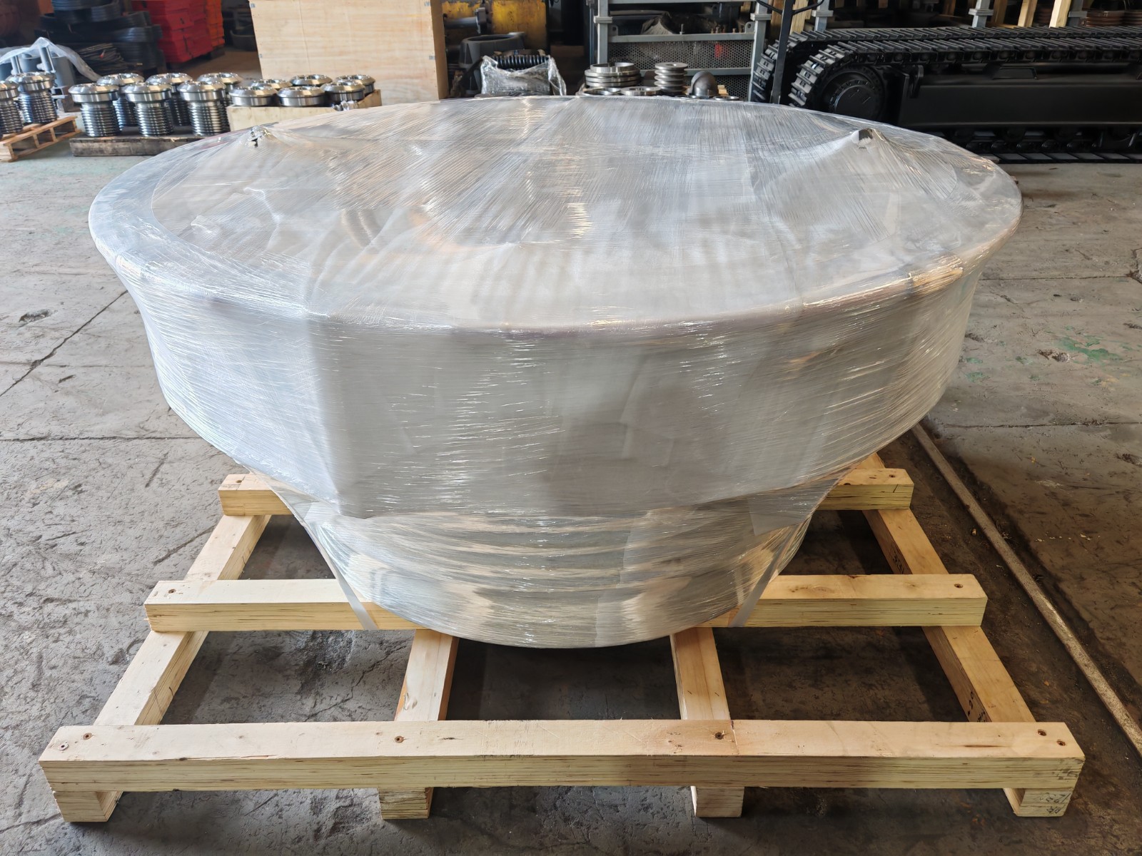 Multi cylinder hydraulic cone crusher