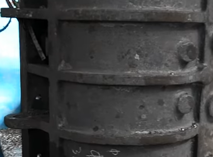 С серийн хацарт бутлуурын хөдөлгөөнт эрүү их биеийг боловсруулах