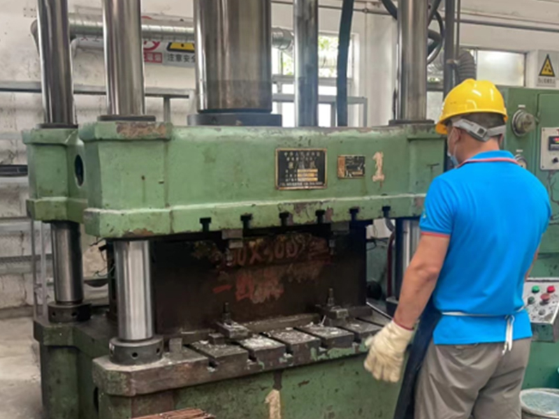 Production Facility-Resin Press Machine