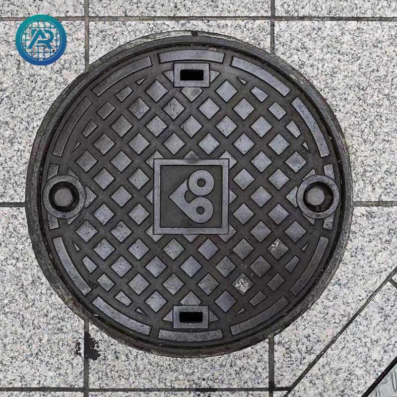 Ductile Iron D400 Manhole Cover Frame | Heavy Load EN124 Compliant Sewer Solution