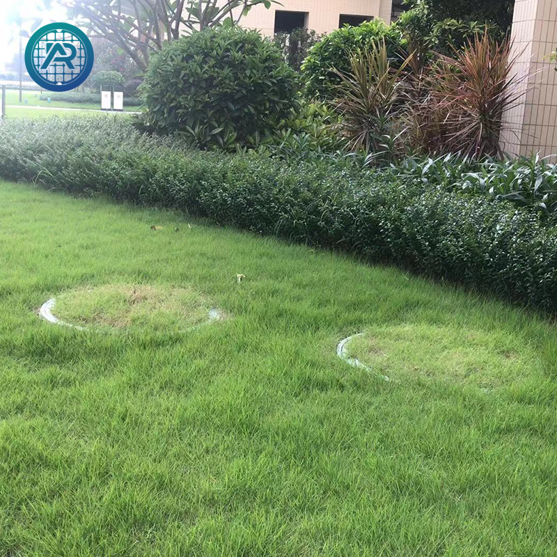Composite Sewer Manhole Covers In Garden Use – Lightweight, Durable & Landscape-Friendly