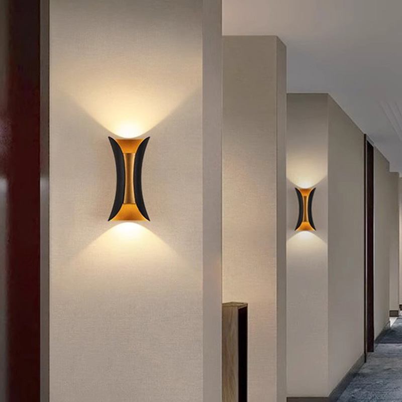 Wall Lamp