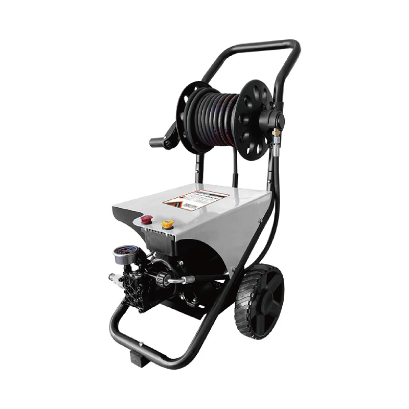 industrial pressure washer with inlet pipe