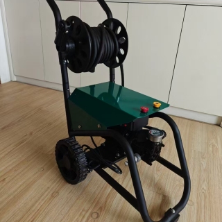 बहु कार्यात्मक उच्च दबाव जेट पंप सिर के साथ उच्च दबाव सफाई मशीन