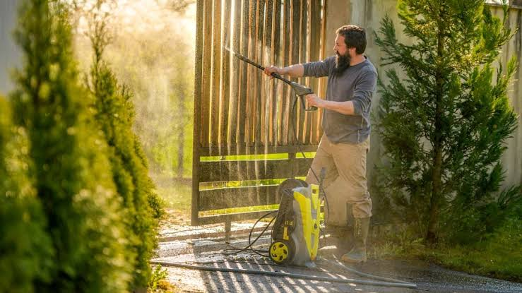high pressure washer