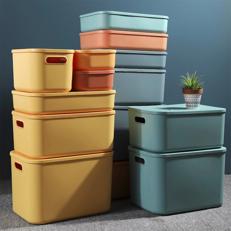 plastic toy bins with lids