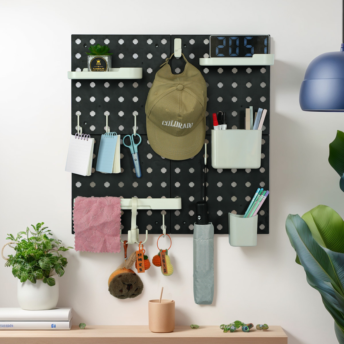 No-punch Plastic DIY Convenient Pegboard Floating