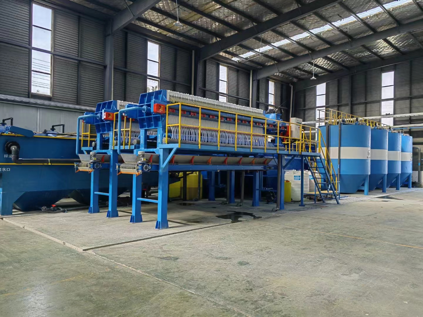 glass grinding water treatment solution